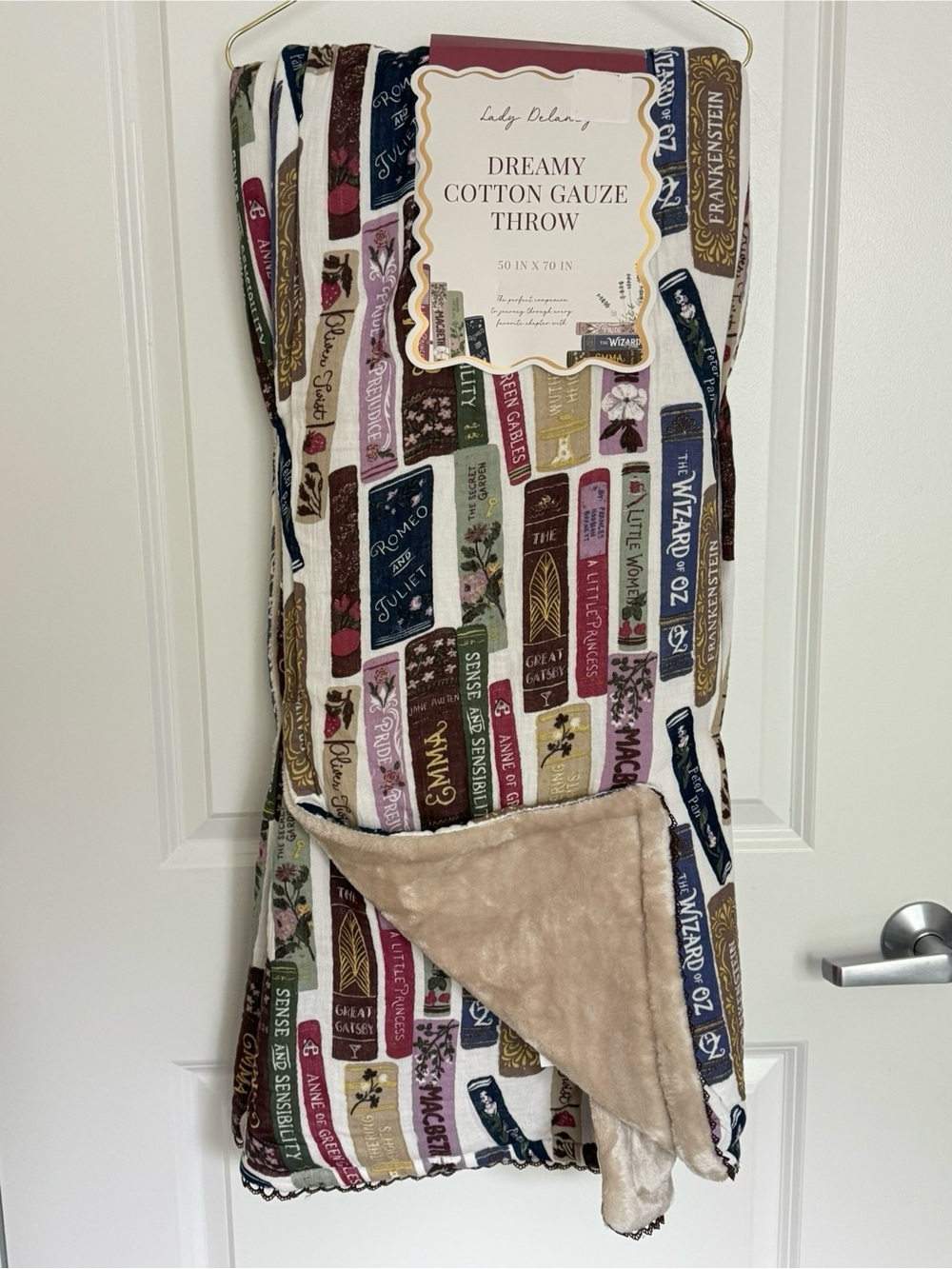 Dreamy Cotton Gauze Throw - literary Bookprint